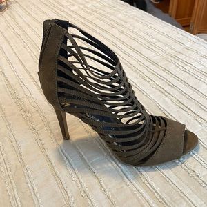 Brash brand, olive green, suede heels. Size 7.5